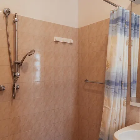 Casa Zanelli 2 لينانو سابيادورو